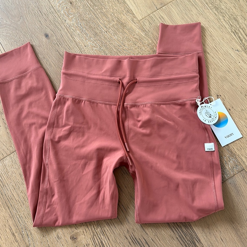 Vuori daily leggings